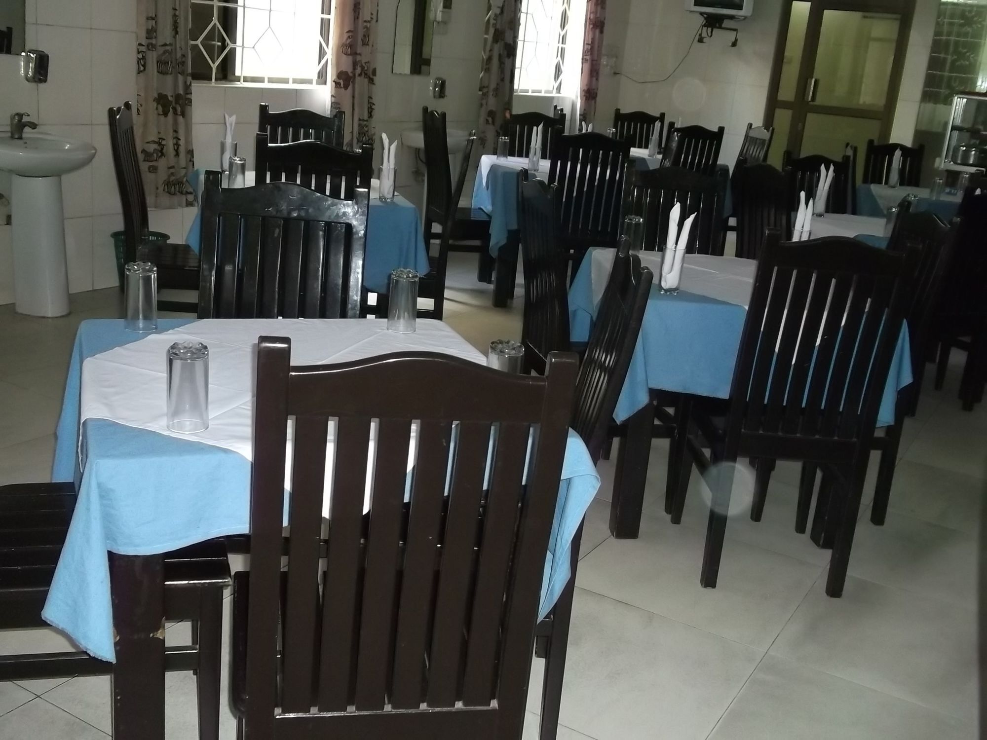 Hotel Ideal Dar es Salaam Exterior photo